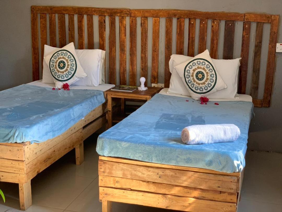 Jungle Breeze Home Stay Kasane Luaran gambar