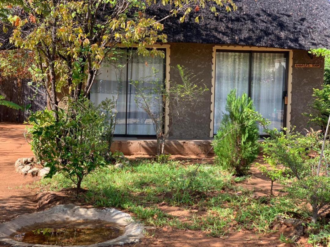 Jungle Breeze Home Stay Kasane Luaran gambar